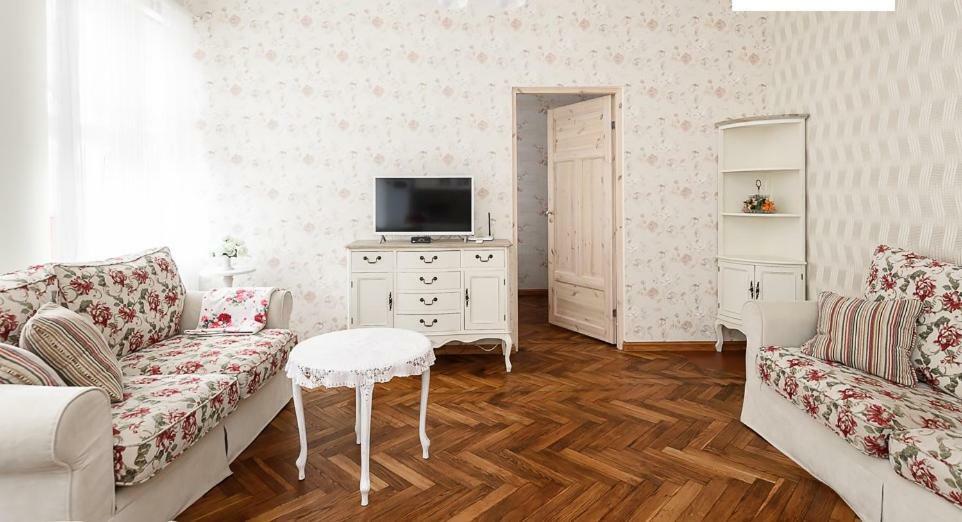 Roosi Apartment Parnu Luaran gambar